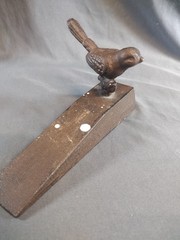 Vintage Cast Iron Bird Doorstop Wedge Decorative Heavy Rustic Door Stop 6.25″