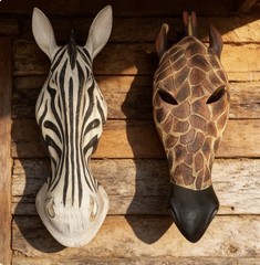 Wood Look Resin Giraffe & Zebra Head Wall Hanging Safari Africa Decor 13” Set