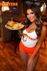Hooters Waitress 1990 Classic Restaurant Waitress Man Cave Retro 8×12 METAL SIGN