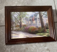 NIB Thomas Kinkade Hometown Pride wooden 8.5 x 6.5″ wall mounted key holder box