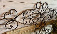 Wrought Iron Wall Hanging Decor Floral Heavy Scroll 37” Metal Art Medallion