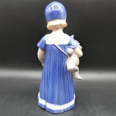 Vintage Royal Copenhagen #671 Denmark Girl With Teddy Bear Mint Condition