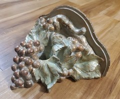 Vintage Gold Grape Cluster Wall Shelf Sconce Tuscan Italian Resin Display