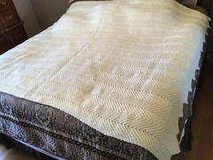 Vtg Handmade Crochet Blanket Afghan 84” x 67” Zig Zag Chevron Ivory Cream