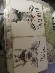 Adorable Farmhouse Themed Wall Decor See Pictures For Details