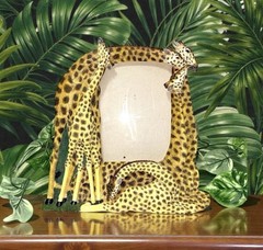 Vtg Giraffe Family 3D Resin Picture Frame Safari Nursery Decor 11×11.5 Inch