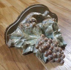 Vintage Gold Grape Cluster Wall Shelf Sconce Tuscan Italian Resin Display