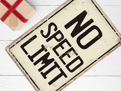 Vintage No Speed Limit Metal Sign Retro Wall Art Car Lover Garage Man Cave Decor