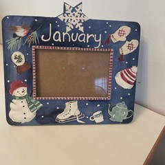 Exposures Month Picture Frame JANUARY Fits (5.5” X4”) Snowflake Boot Mitt Winter