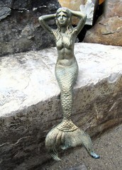 New Heavy Solid Cast Iron Seafoam Green Nautical Sea Mermaid Statue Shelf Desk